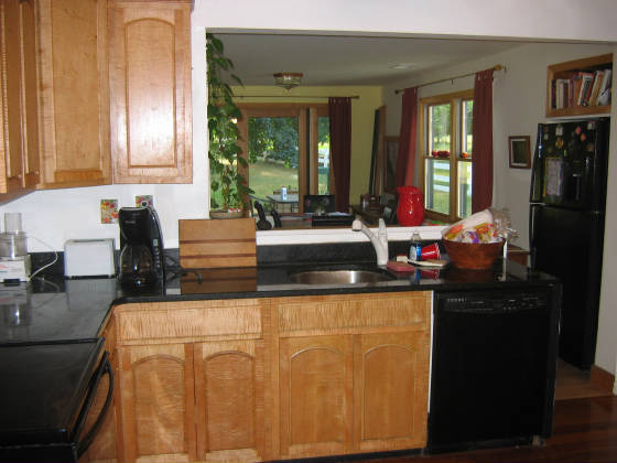 Kitchen1.JPG
